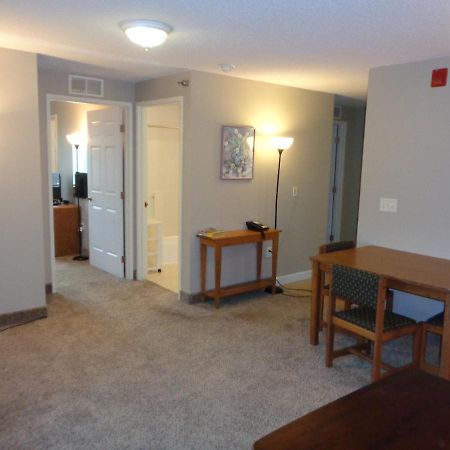 Riverview Suites Apartments ロチェスター エクステリア 写真