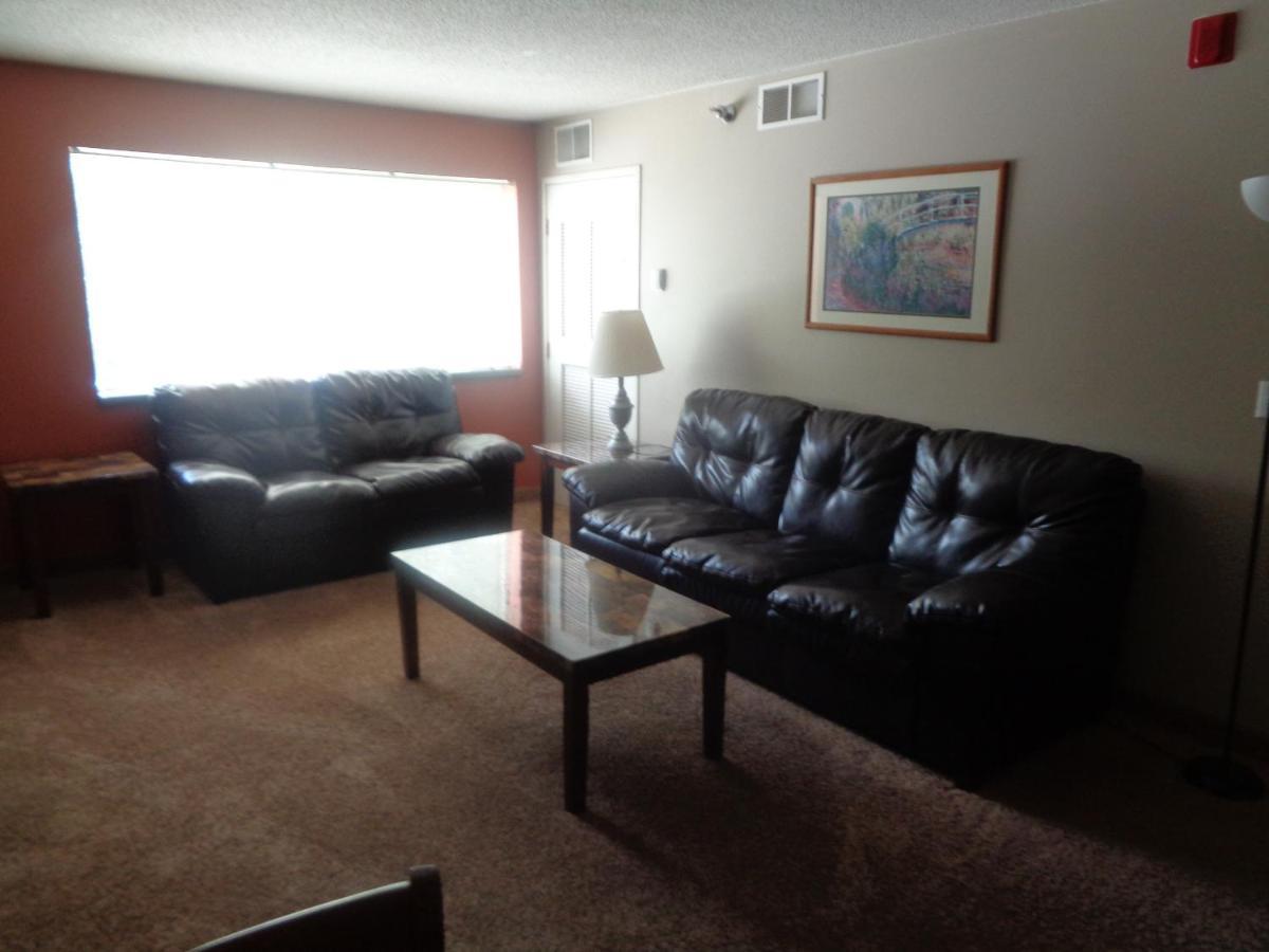 Riverview Suites Apartments ロチェスター エクステリア 写真